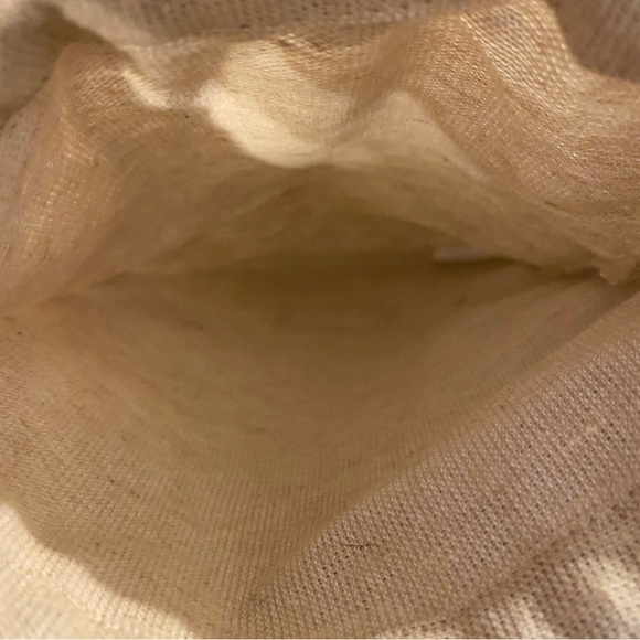 4 Auth Brand New Gucci Bags 1 Med 1 SM & 2 SM bags are shoe dust bags - Picture 7 of 10